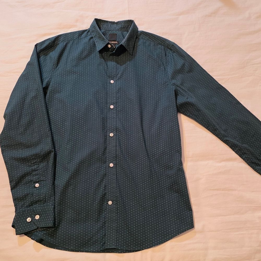H&M Green Button-Up Shirt with Dot Pattern Mems Large Slim Fit